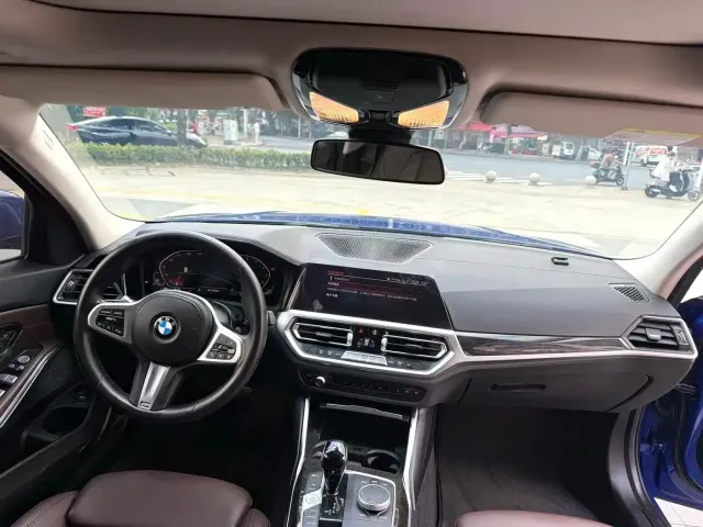 BMW 3 Series — Фото автомобиля 5