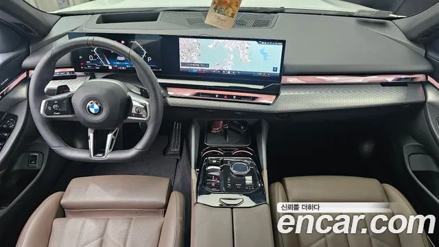 BMW 5-Series — Фото автомобиля 7