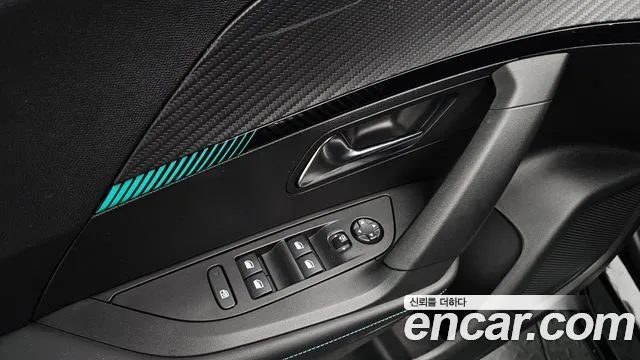 Peugeot 2008 — Фото автомобиля 26