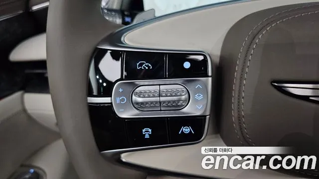 Genesis G90 Бензин 3.5 турбо AWD — Фото автомобиля 27