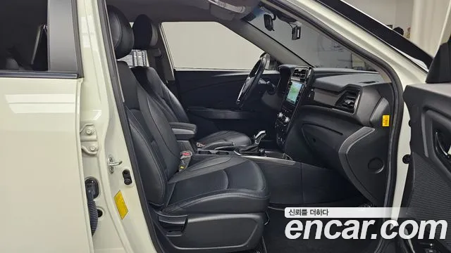 KG_Mobility_Ssangyong TIBOLI Very New Tivoli Бензин 1.5 2WD — Фото автомобиля 11