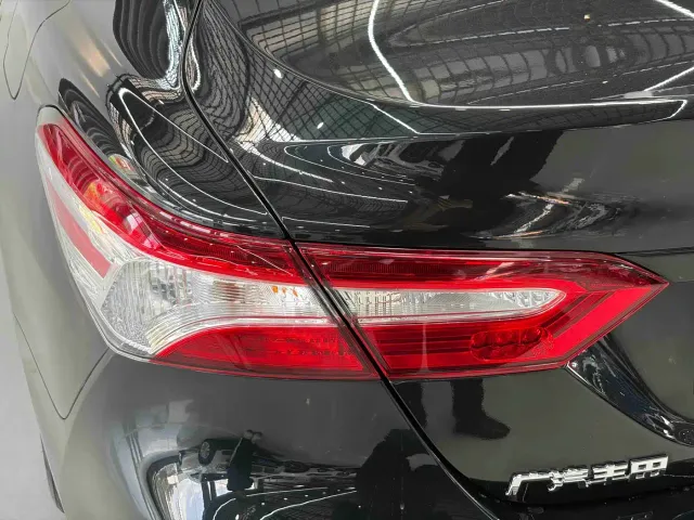 Toyota Camry — Фото автомобиля 10