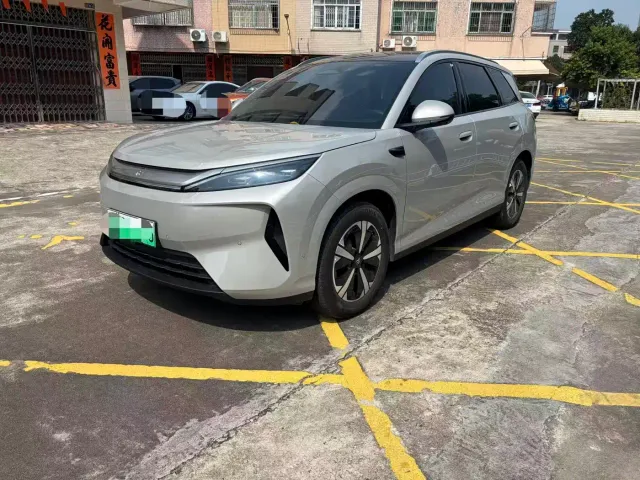 Фотография автомобиля — BYD Yuan PLUS