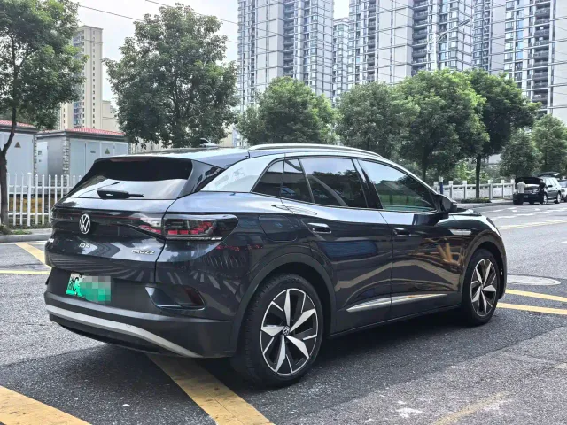 Volkswagen ID.4 Crozz — Фото автомобиля 4