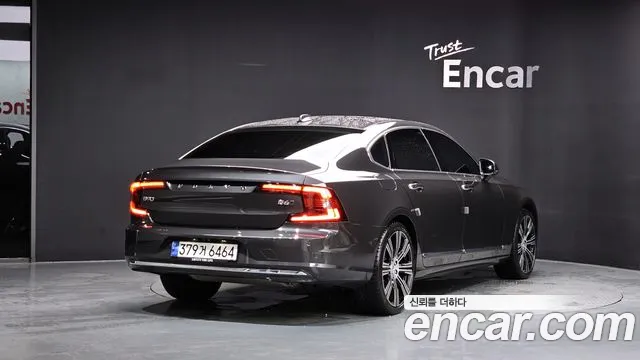 Вольво S90 — Фото автомобиля 2