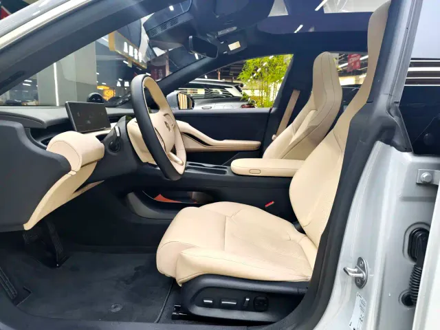 Nio ET5 Touring — Фото автомобиля 9