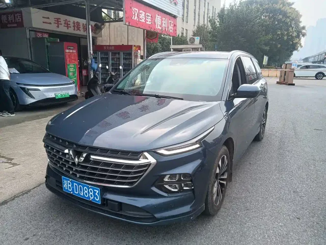 Фотография автомобиля — Wuling Victory