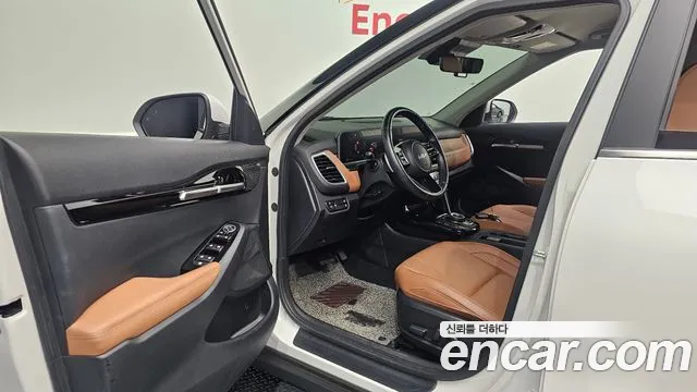 Kia Seltos New — Фото автомобиля 15