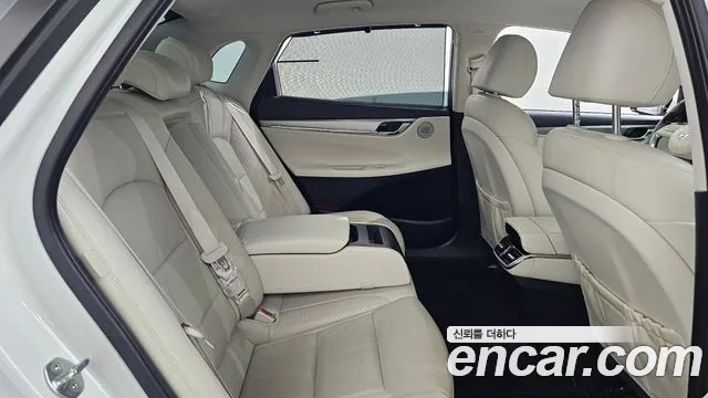 Hyundai Grandeur (New) Hybrid — Фото автомобиля 12