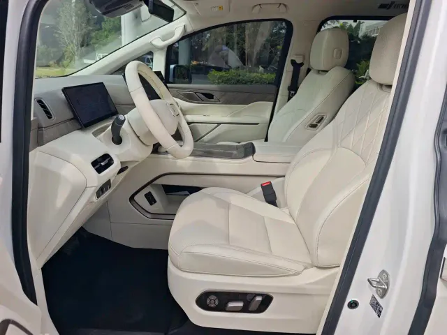 Wey Alpine — Фото автомобиля 10