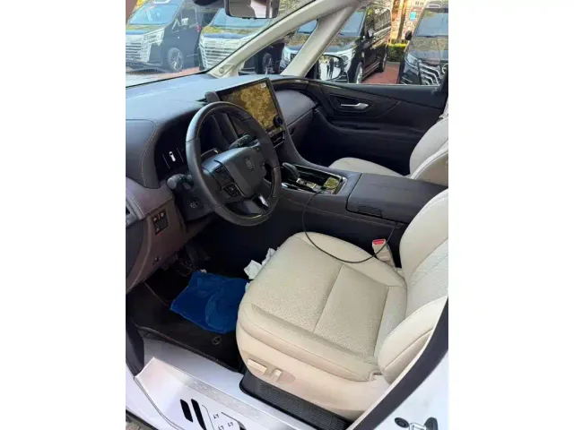 Toyota Vellfire — Фото автомобиля 3