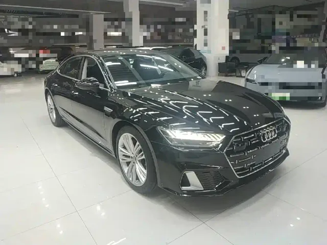 Audi A7L — Фото автомобиля 3