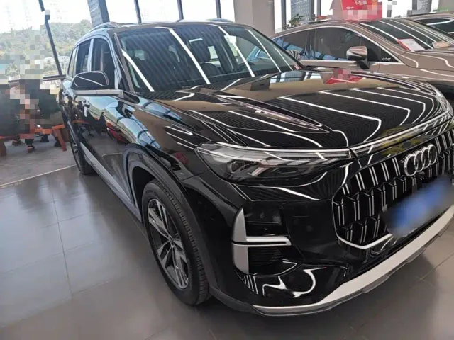 Audi Q6 — Фото автомобиля 3
