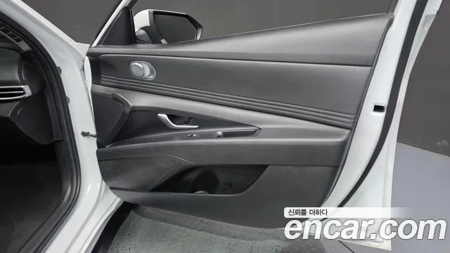 Hyundai AVANTE Avante (CN7) — Фото автомобиля 24