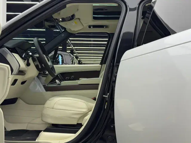 Land Rover Range Rover — Фото автомобиля 8