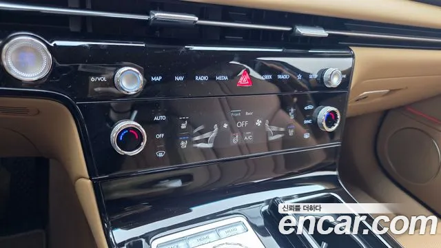 Genesis G80 RG3 — Фото автомобиля 24