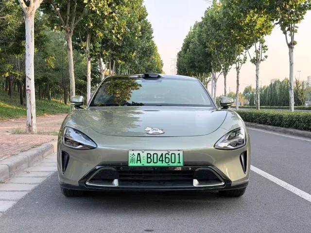 Xiaomi SU7 — Фото автомобиля 2