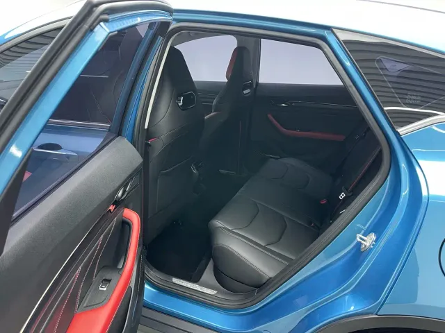 Geely Emgrand S — Фото автомобиля 17
