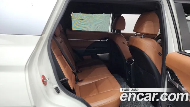 KG_Mobility_Ssangyong Torres Torres Бензин 1.5 2WD — Фото автомобиля 12