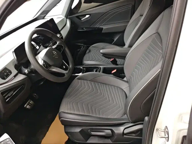 Volkswagen ID.3 — Фото автомобиля 14