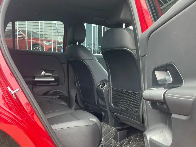 Mercedes-Benz GLA-Class — Фото автомобиля 17
