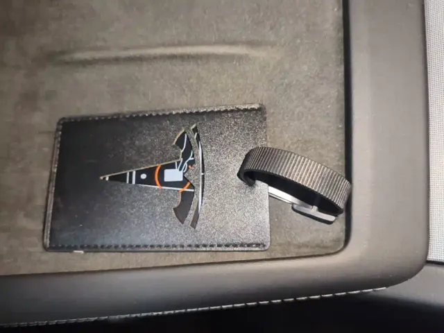 Tesla Model 3 — Фото автомобиля 16