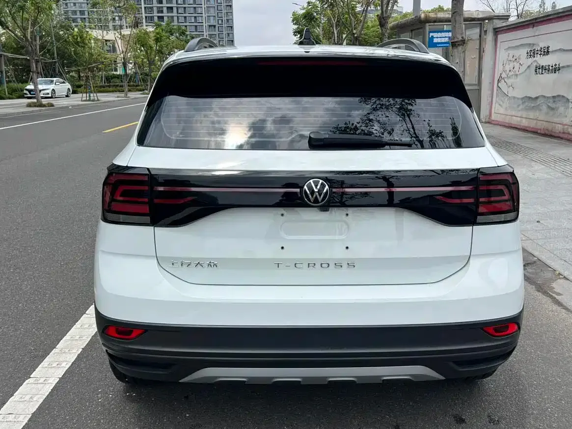 Volkswagen T-Cross 2023 Facelift 1.5L Automatic Trend Edition — Фото автомобиля 17