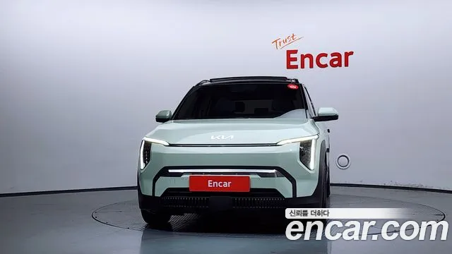Kia EV3 Standard 2WD — Фото автомобиля 3