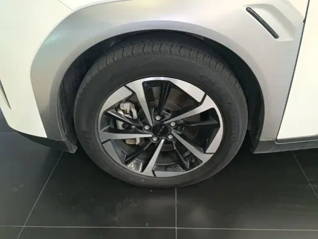 GAC Aion Y — Фото автомобиля 24