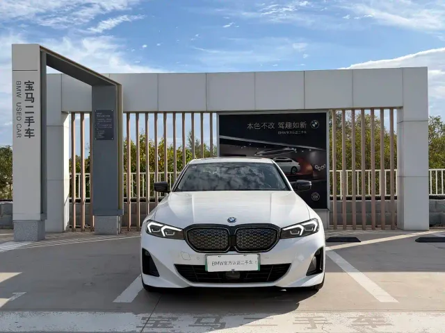 BMW i3 — Фото автомобиля 2