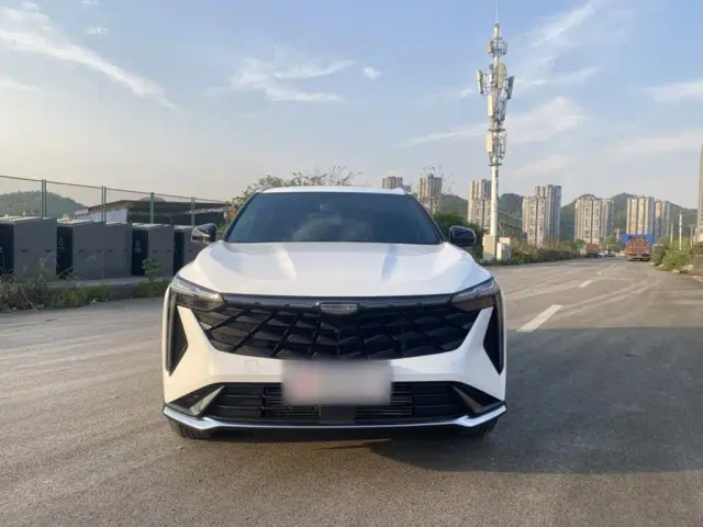 Geely Boyue — Фото автомобиля 4