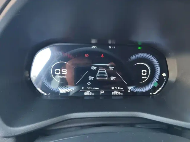 Geely Emgrand — Фото автомобиля 7