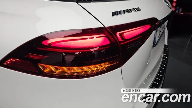 Mercedes-Benz GLE-Class — Фото автомобиля 20