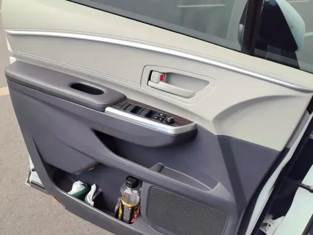Toyota Granvia — Фото автомобиля 7