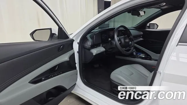 Hyundai Avante — Фото автомобиля 15