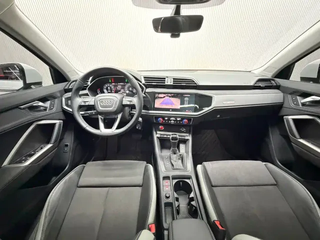 Audi Q3 — Фото автомобиля 15