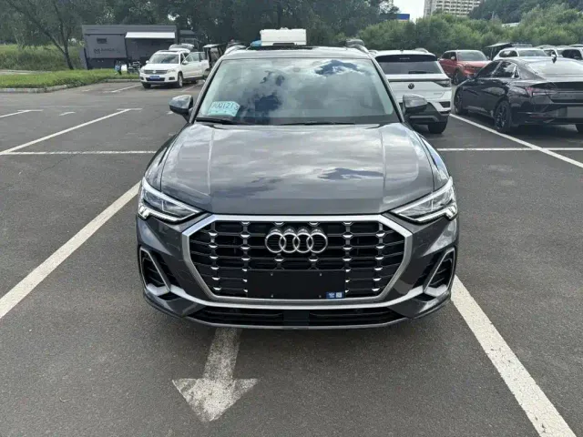 Audi Q3 — Фото автомобиля 2