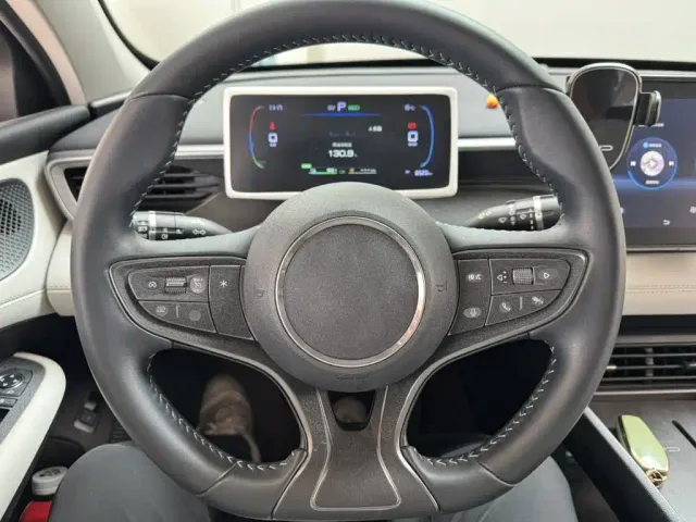 BYD Seal 05 DM-i — Фото автомобиля 11