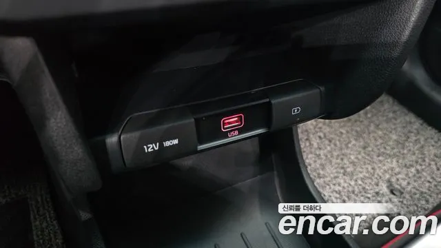 Kia Niro Niro Plus Air — Фото автомобиля 12