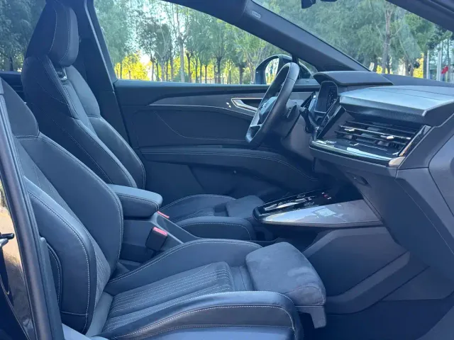 Audi Q5 e-tron — Фото автомобиля 16