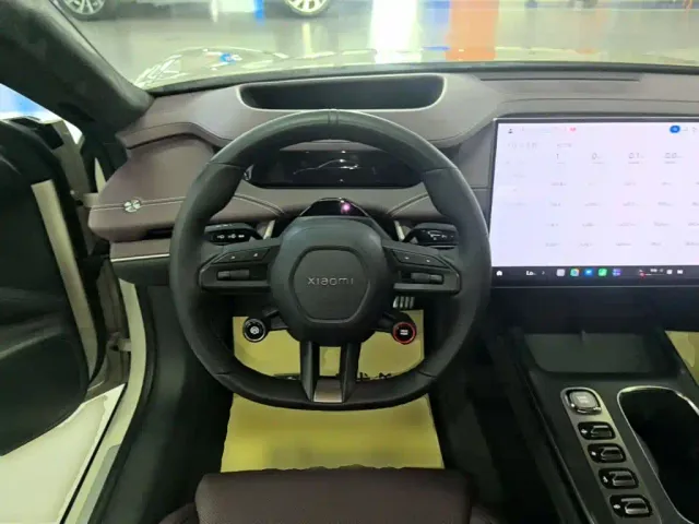 Xiaomi SU7 — Фото автомобиля 10