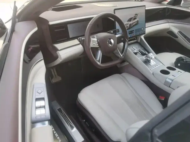 Denza Z9GT — Фото автомобиля 20