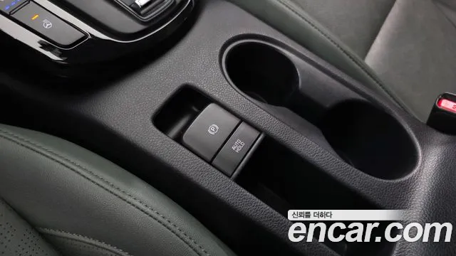 Kia Seltos New — Фото автомобиля 25