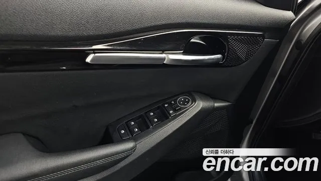 Kia Seltos — Фото автомобиля 16