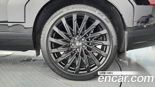 Hyundai Santafe Santa Fe (MX5) Бензин 2.5T 4WD — Фото автомобиля 16