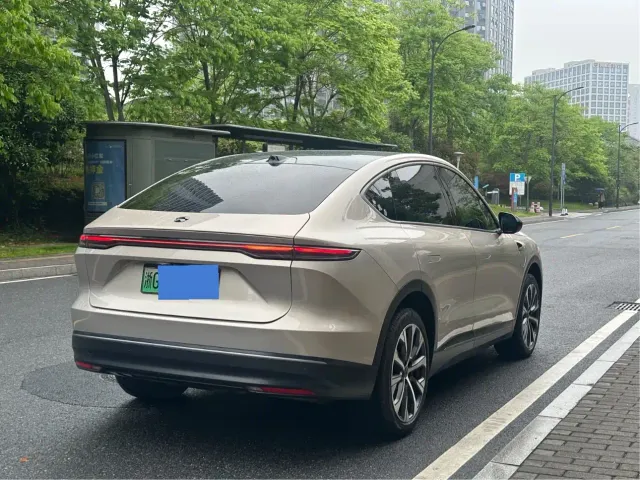Nio EC7 — Фото автомобиля 12
