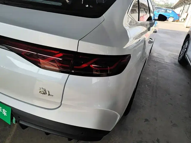 BYD Qin L — Фото автомобиля 7