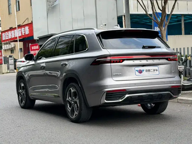 Geely Xingyue L — Фото автомобиля 4