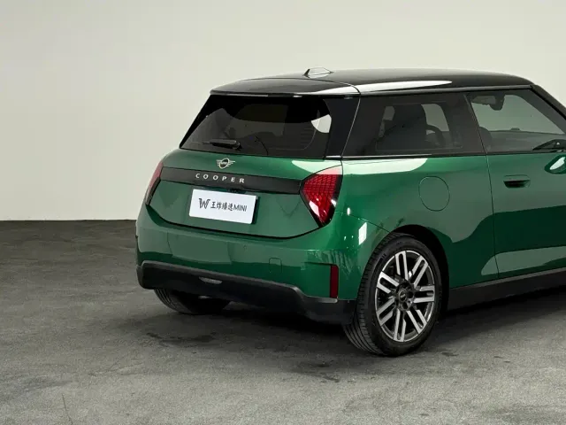 MINI Cooper — Фото автомобиля 21