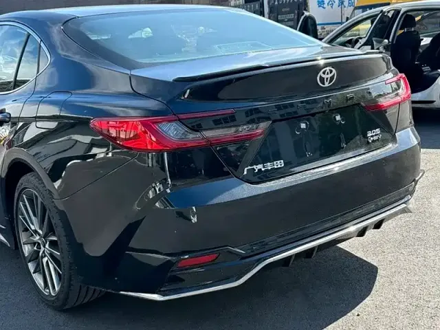 Toyota Camry — Фото автомобиля 7